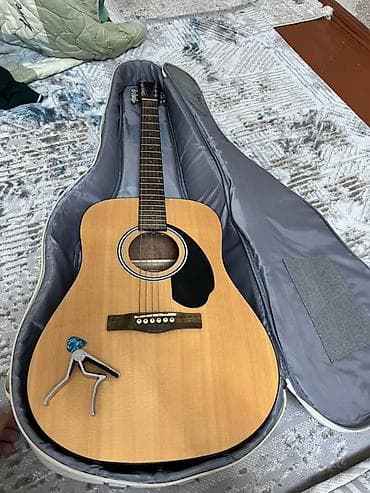 Акустическая гитара формата дредноут в комплекте с мягким кофром. - at lalafo.kg Акустическая гитара формата дредноут в комплекте с мягким кофром. -