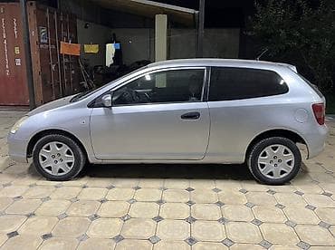 Honda Civic: 2003 г., 1.4 л, Ручные, Бензин, Хэтчбэк at lalafo.kg Honda Civic: 2003 г., 1.4 л, Ручные, Бензин, Хэтчбэк