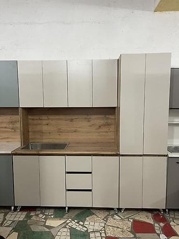 Кухонные гарнитуры модульной серии - Современный дизайн: гладкие at lalafo.kg Кухонные гарнитуры модульной серии - Современный дизайн: гладкие