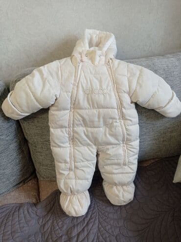 Детский зимний комбинезон Размер 2-9 месяца - Цвет at lalafo.kg Детский зимний комбинезон Размер 2-9 месяца - Цвет