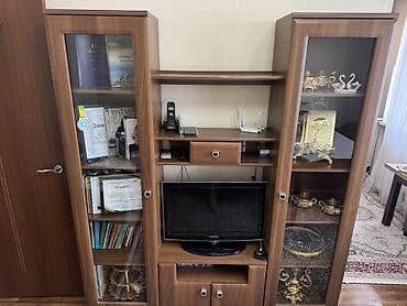 Кухонный стол, Прямоугольный, Нераскладной at lalafo.kg Кухонный стол, Прямоугольный, Нераскладной