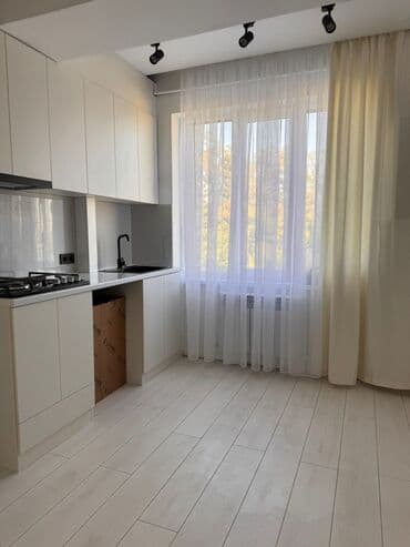 1 комната, 31 м², Элитка, 2 этаж at lalafo.kg 1 комната, 31 м², Элитка, 2 этаж