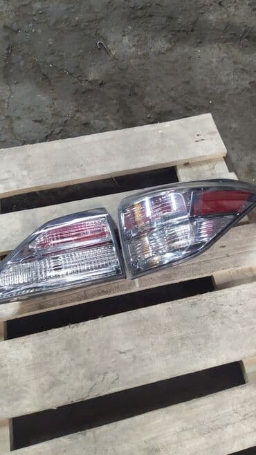 Комплект стоп-сигналов Lexus 2010 г., Б/у, Оригинал at lalafo.kg Комплект стоп-сигналов Lexus 2010 г., Б/у, Оригинал