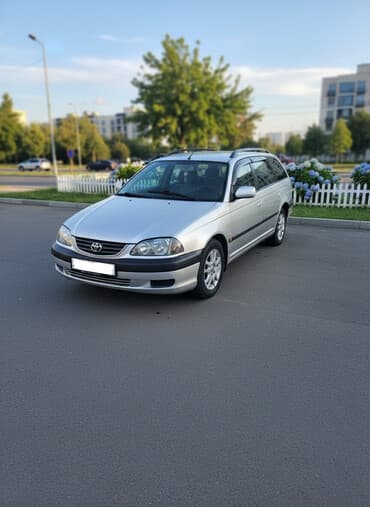 Toyota Avensis: 2001 г., 1.8 л, Механика, Бензин, Универсал at lalafo.kg Toyota Avensis: 2001 г., 1.8 л, Механика, Бензин, Универсал