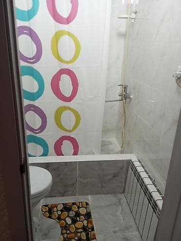 Сдается в жил массиве Кокжар студия с комнатой для 2х чел, с мебелью at lalafo.kg Сдается в жил массиве Кокжар студия с комнатой для 2х чел, с мебелью