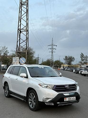 Toyota Highlander: 2014 г., 3.5 л, Автомат, Бензин, Внедорожник at lalafo.kg Toyota Highlander: 2014 г., 3.5 л, Автомат, Бензин, Внедорожник