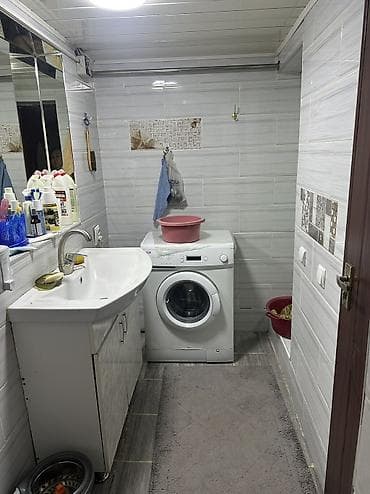 Продаю кирпичный дом, со всеми удобствами. Дом введен в эксплуатацию at lalafo.kg Продаю кирпичный дом, со всеми удобствами. Дом введен в эксплуатацию