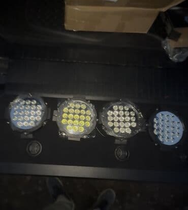 Круглая светодиодная фара люстра прожектор для авто/внедорожника 4шт at lalafo.kg Круглая светодиодная фара люстра прожектор для авто/внедорожника 4шт