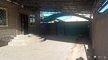 Продажа полдома: Продается мансардный кирпичный дом с большим крытым двором и at lalafo.kg — 1 Продажа полдома: Продается мансардный кирпичный дом с большим крытым двором и — 1