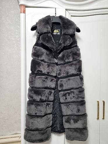 Утепленный, Меховой, Осень-весна, Искусственный мех, По колено at lalafo.kg Утепленный, Меховой, Осень-весна, Искусственный мех, По колено