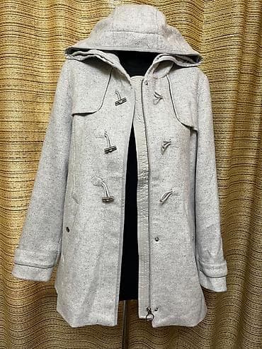 Жамгыр өткөрбөс курткалар: Женское пальто свободного кроя, ярко‑красного цвета. - Силуэт lalafo.kg да — 9 Жамгыр өткөрбөс курткалар: Женское пальто свободного кроя, ярко‑красного цвета. - Силуэт — 9