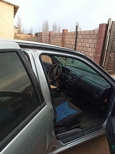 Nissan Almera: 1999 г., 1.6 л, Кол менен иштөөчү, Бензин, Хетчбек lalafo.kg да Nissan Almera: 1999 г., 1.6 л, Кол менен иштөөчү, Бензин, Хетчбек
