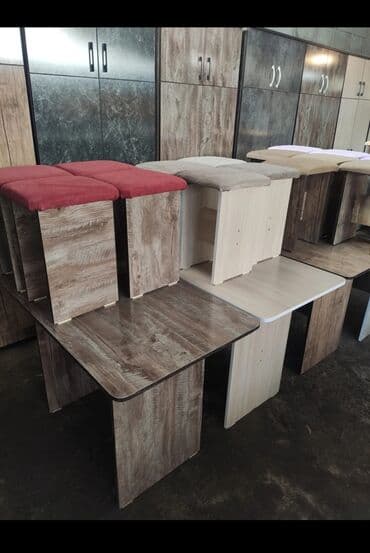 Новый кухонный стол с 4 табуретками at lalafo.kg Новый кухонный стол с 4 табуретками