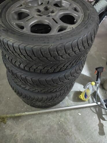 Очень Редкие диски с зимней резиной для Субару at lalafo.kg Очень Редкие диски с зимней резиной для Субару