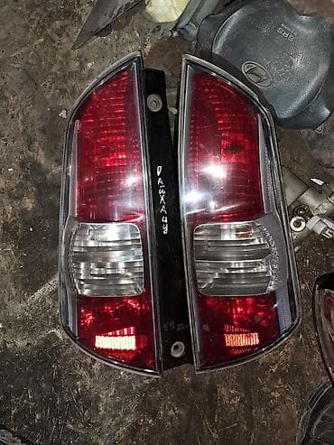 Комплект стоп-сигналов Daihatsu 2006 г., Б/у, Оригинал, Япония at lalafo.kg Комплект стоп-сигналов Daihatsu 2006 г., Б/у, Оригинал, Япония