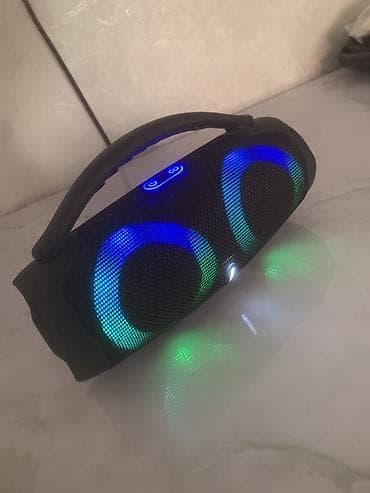 Портативная Bluetooth-колонка с подсветкой торг есть - Мощный at lalafo.kg Портативная Bluetooth-колонка с подсветкой торг есть - Мощный