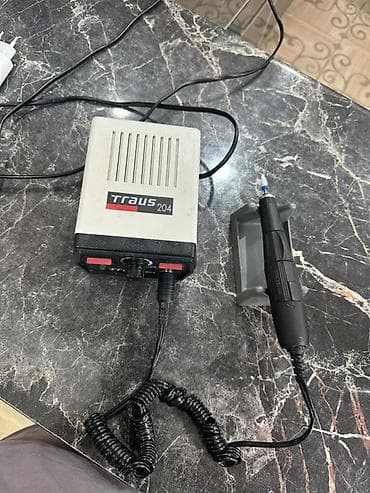 Профессиональный микромотор для маникюра/педикюра Traus 204 с ручкой at lalafo.kg Профессиональный микромотор для маникюра/педикюра Traus 204 с ручкой