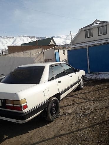 Белый седан с передними и задними дверями, классический кузов at lalafo.kg Белый седан с передними и задними дверями, классический кузов