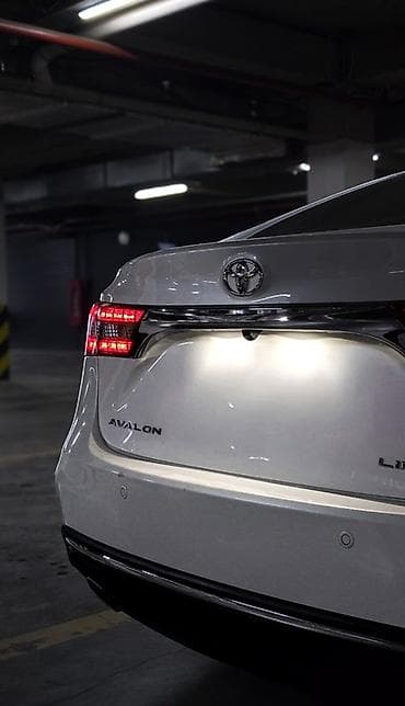 Toyota Avalon: 2016 г., 3.5 л, Автомат, Бензин, Седан at lalafo.kg — 4 Toyota Avalon: 2016 г., 3.5 л, Автомат, Бензин, Седан — 4