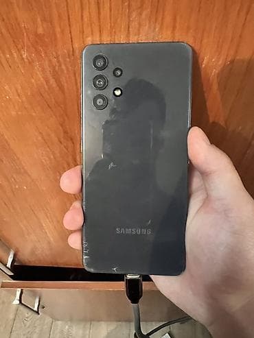Samsung Galaxy A32, 128 ГБ, цвет - Черный at lalafo.kg Samsung Galaxy A32, 128 ГБ, цвет - Черный