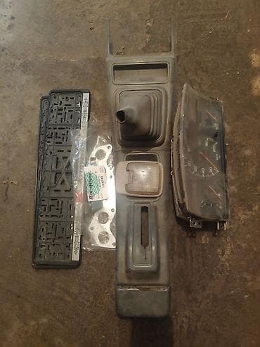 Сenter console Mazda 1990 г., Б/у, Оригинал, Япония at lalafo.kg Сenter console Mazda 1990 г., Б/у, Оригинал, Япония
