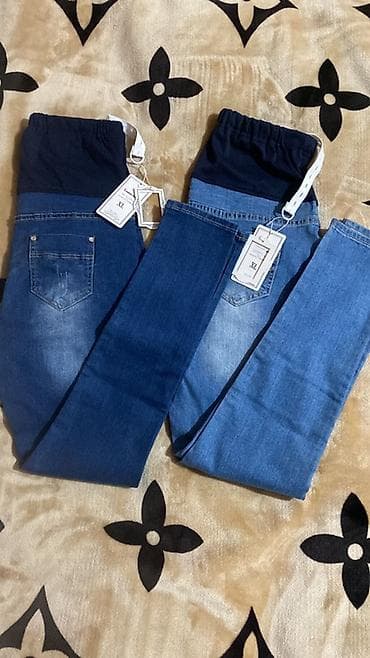 Джинсы, Прямые, Высокая талия, Стрейч, XL at lalafo.kg Джинсы, Прямые, Высокая талия, Стрейч, XL