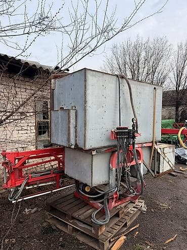 Навесной штанговый опрыскиватель для трактора 16м захват at lalafo.kg Навесной штанговый опрыскиватель для трактора 16м захват