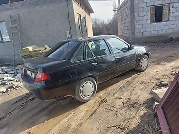 Daewoo Nexia: 2010 г., 1.5 л, Механика, Бензин, Седан at lalafo.kg Daewoo Nexia: 2010 г., 1.5 л, Механика, Бензин, Седан