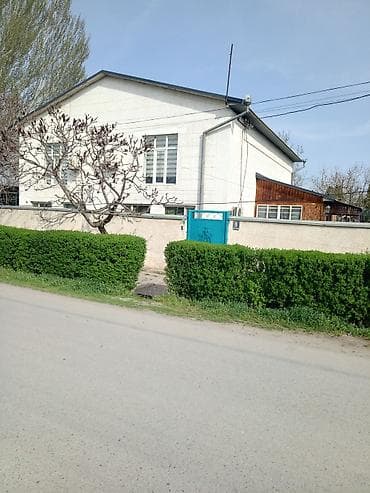 🏡 Продаётся двухэтажный кирпичный дом в п. Манас 📍 Недалеко от at lalafo.kg 🏡 Продаётся двухэтажный кирпичный дом в п. Манас 📍 Недалеко от