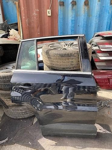 Дверь Задняя правая Volkswagen at lalafo.kg Дверь Задняя правая Volkswagen