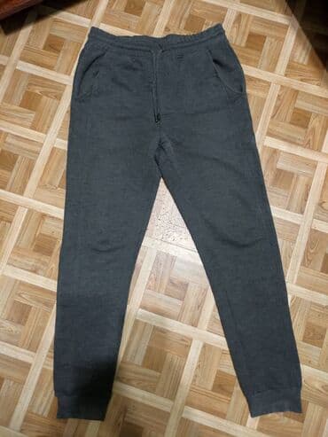 Спортивные штаны(тонкие и утепленные), джинсы, классические брюки at lalafo.kg Спортивные штаны(тонкие и утепленные), джинсы, классические брюки