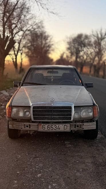 Mercedes-Benz W124: 1985 г., 2 л, Ручные, Бензин, Седан at lalafo.kg Mercedes-Benz W124: 1985 г., 2 л, Ручные, Бензин, Седан