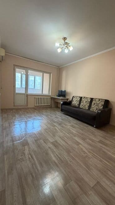 1 бөлмө, 36 м², 106-серия, 2 кабат, Косметикалык ремонт lalafo.kg да 1 бөлмө, 36 м², 106-серия, 2 кабат, Косметикалык ремонт