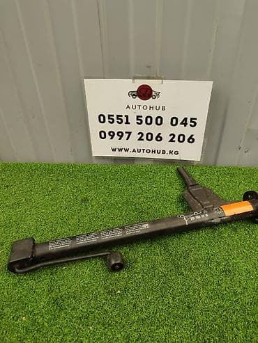 Домкрат Mercedes-Benz CLK W208 M 112 E 32 2000 (б/у) at lalafo.kg Домкрат Mercedes-Benz CLK W208 M 112 E 32 2000 (б/у)