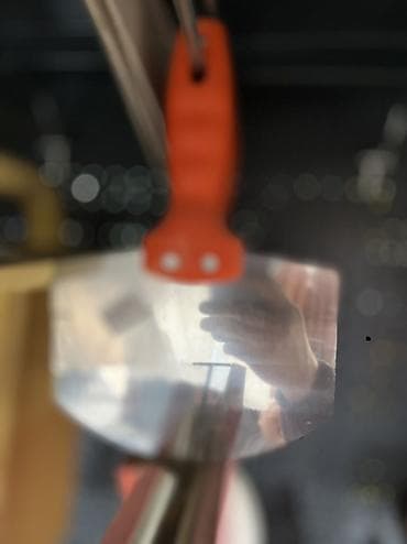 большой шпатель для шпаклевки: Шпатель для отделочных работ - Назначение: нанесение и разравнивание at lalafo.kg — 1 большой шпатель для шпаклевки: Шпатель для отделочных работ - Назначение: нанесение и разравнивание — 1