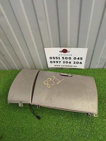 Бардачок Subaru Forester SF5 2.0 EJ20 2000 (б/у) at lalafo.kg Бардачок Subaru Forester SF5 2.0 EJ20 2000 (б/у)