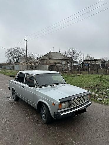 ВАЗ (ЛАДА) 2107: 2010 г., Механика, Седан at lalafo.kg ВАЗ (ЛАДА) 2107: 2010 г., Механика, Седан