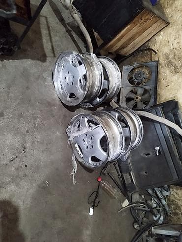 Продаю диски R17 оригинал Подойдет для: Crown, Camry, Odyssey at lalafo.kg Продаю диски R17 оригинал Подойдет для: Crown, Camry, Odyssey