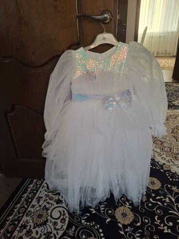 Детское платье, цвет - Белый, Б/у at lalafo.kg Детское платье, цвет - Белый, Б/у