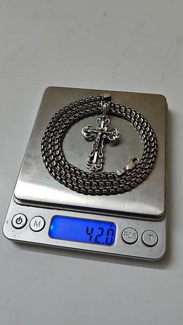 Серебряный набор: цепь и крест - Материал: серебро 925 (проба на at lalafo.kg Серебряный набор: цепь и крест - Материал: серебро 925 (проба на