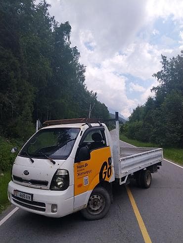 Kia Bongo (бортовой малотоннажный грузовик) - Тип кузова: бортовой at lalafo.kg Kia Bongo (бортовой малотоннажный грузовик) - Тип кузова: бортовой