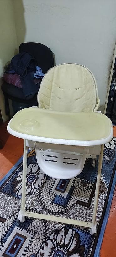Детский стульчик для кормления со столиком. Особенности: - Широкий at lalafo.kg Детский стульчик для кормления со столиком. Особенности: - Широкий