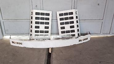 Решетка радиатора Volvo 2005 г., Б/у, Оригинал at lalafo.kg Решетка радиатора Volvo 2005 г., Б/у, Оригинал