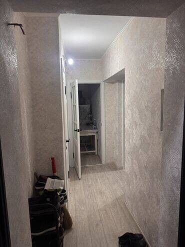 1 комната, 30 м², Элитка, 2 этаж, Косметический ремонт at lalafo.kg 1 комната, 30 м², Элитка, 2 этаж, Косметический ремонт