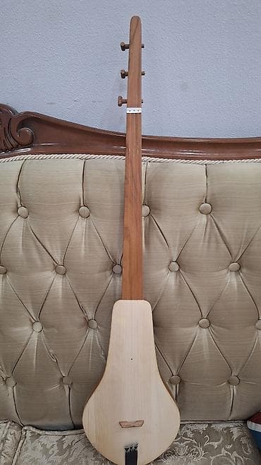 Традиционный струнный инструмент КОМУЗ, ручная работа из массива at lalafo.kg Традиционный струнный инструмент КОМУЗ, ручная работа из массива