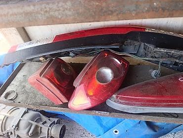 Комплект стоп-сигналов Mazda 2004 г., Б/у, Оригинал, Япония at lalafo.kg Комплект стоп-сигналов Mazda 2004 г., Б/у, Оригинал, Япония