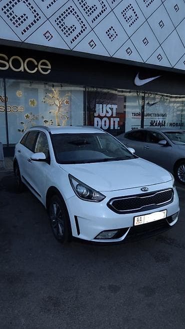 Kia Niro: 2017 г., 1.6 л, Автомат, Гибрид, Кроссовер at lalafo.kg Kia Niro: 2017 г., 1.6 л, Автомат, Гибрид, Кроссовер