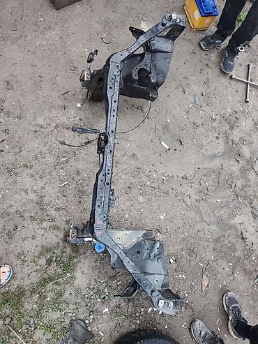 Радиатор бекитменин экраны Honda, Оригинал lalafo.kg да Радиатор бекитменин экраны Honda, Оригинал