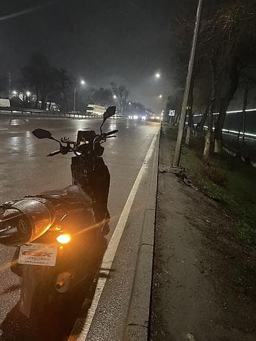 Скутеретта 150 куб. см, Бензин, Б/у at lalafo.kg Скутеретта 150 куб. см, Бензин, Б/у