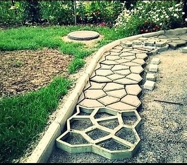 Брусчатки Формы для садовых дорожек,брусчаткабрускатки,форма at lalafo.kg Брусчатки Формы для садовых дорожек,брусчаткабрускатки,форма